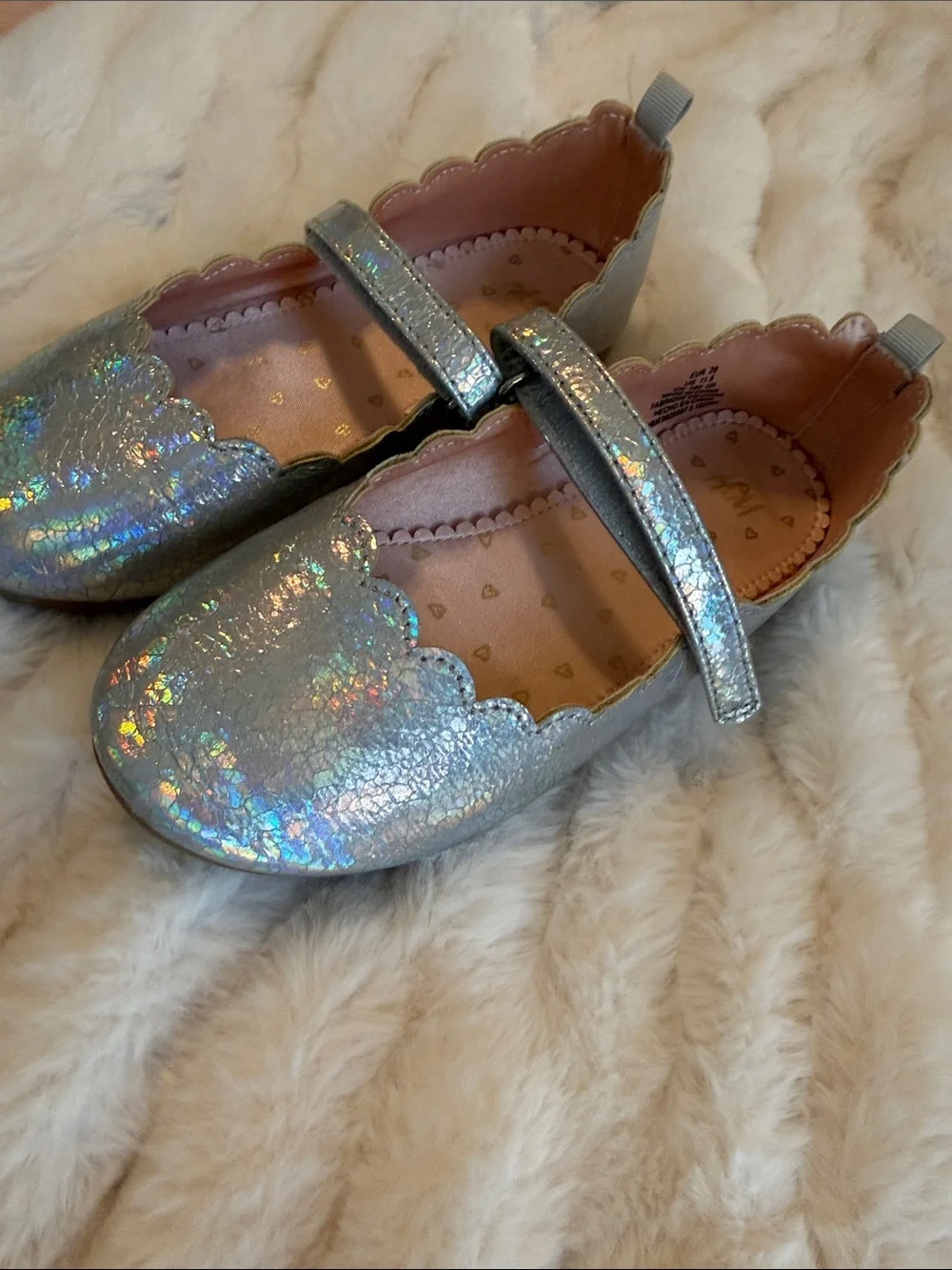 H&M Girls Iridescent Mary Jane Dress Shoes - Silver